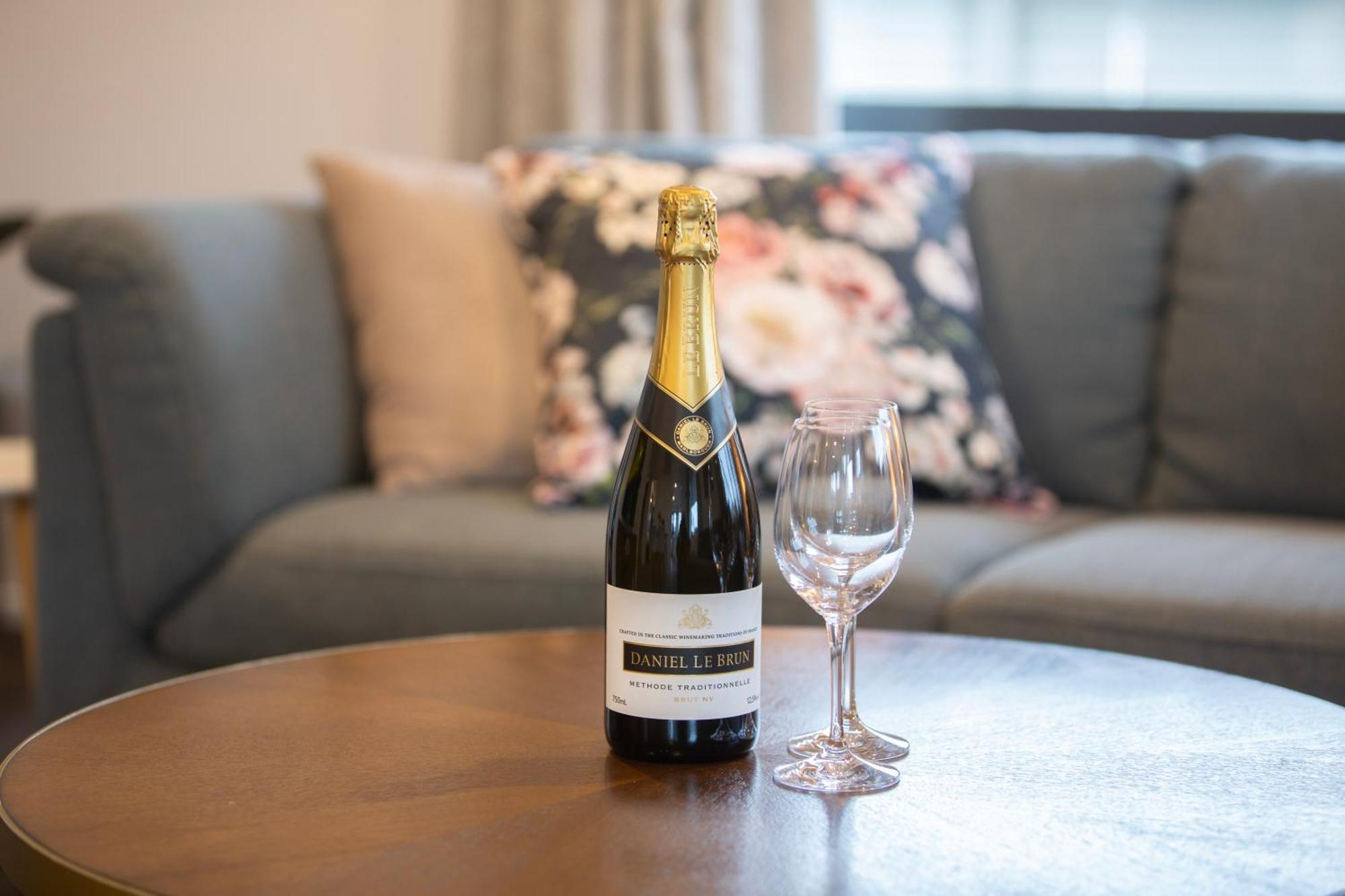 Stylish City Apartment On Bealey クライストチャーチ エクステリア 写真